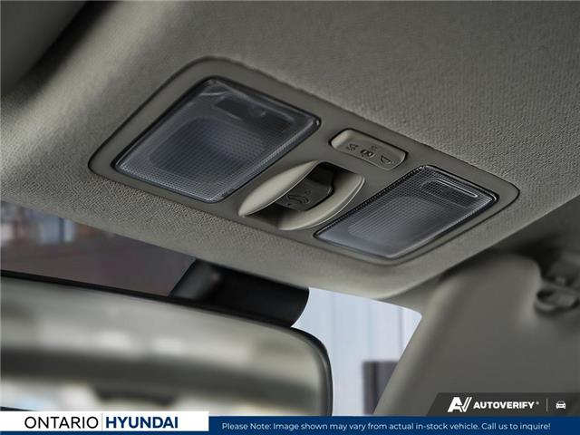 2025 Hyundai Venue Ultimate w/Black Interior (IVT) (Stk: ONH373959) in Whitby - Image 16 of 21