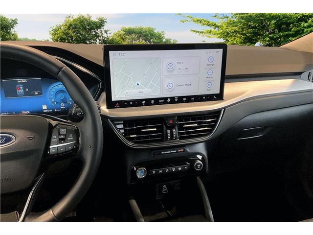 2024 Ford Escape Platinum (Stk: P0802) in Vancouver - Image 6 of 34