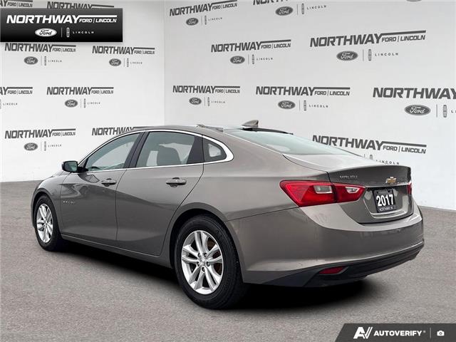 2017 Chevrolet Malibu 1LT (Stk: P11682B) in Brantford - Image 4 of 23