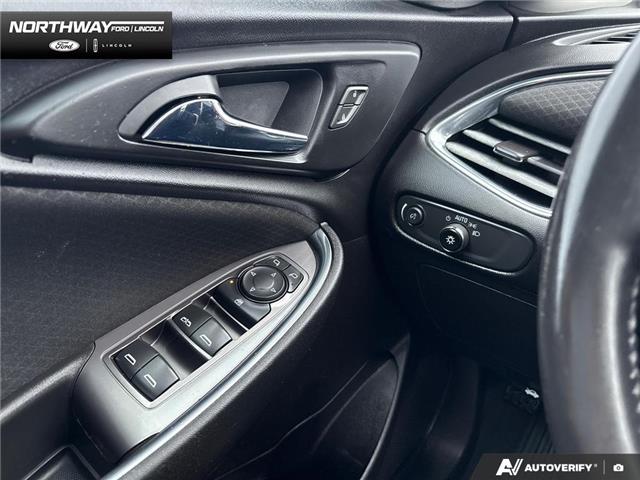 2017 Chevrolet Malibu 1LT (Stk: P11682B) in Brantford - Image 15 of 23