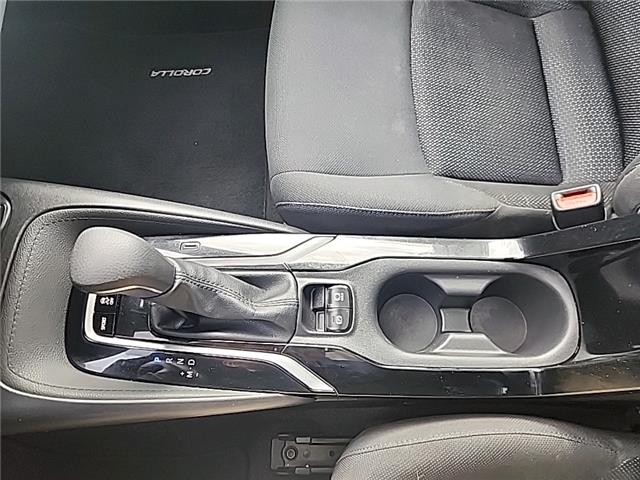2020 Toyota Corolla SE (Stk: U3316) in Cambridge - Image 17 of 33
