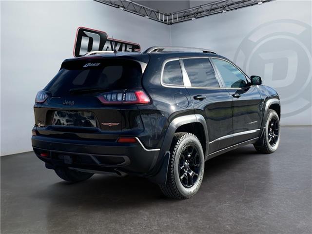 2020 Jeep Cherokee Trailhawk (Stk: 351039) in Medicine Hat - Image 5 of 17 2020 Jeep Cherokee Trailhawk (Stk: 351039) in Medicine Hat - Image 5 of 17