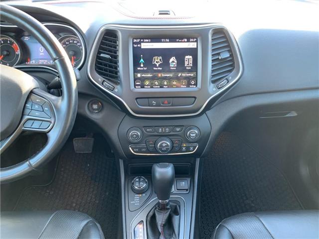 2020 Jeep Cherokee Trailhawk (Stk: 351039) in Medicine Hat - Image 11 of 17 2020 Jeep Cherokee Trailhawk (Stk: 351039) in Medicine Hat - Image 11 of 17