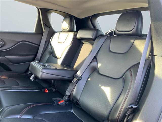 2020 Jeep Cherokee Trailhawk (Stk: 351039) in Medicine Hat - Image 13 of 17 2020 Jeep Cherokee Trailhawk (Stk: 351039) in Medicine Hat - Image 13 of 17