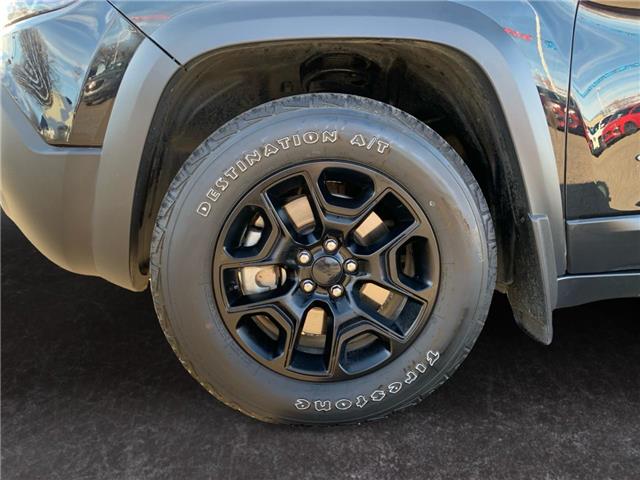 2020 Jeep Cherokee Trailhawk (Stk: 351039) in Medicine Hat - Image 14 of 17 2020 Jeep Cherokee Trailhawk (Stk: 351039) in Medicine Hat - Image 14 of 17