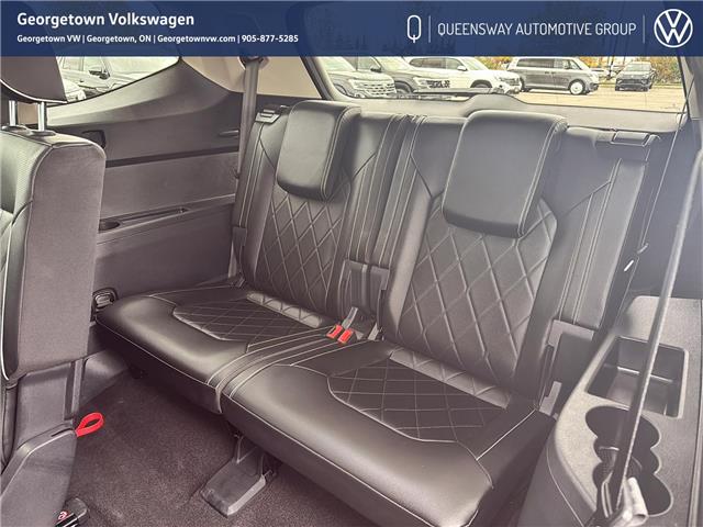 2024 Volkswagen Atlas 2.0 TSI Execline (Stk: P8985) in Georgetown - Image 18 of 25