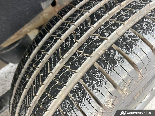 2023 GMC Sierra 1500 AT4 (Stk: 236901) in Grimsby - Image 7 of 25