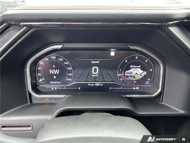 2023 GMC Sierra 1500 AT4 (Stk: 236901) in Grimsby - Image 15 of 25