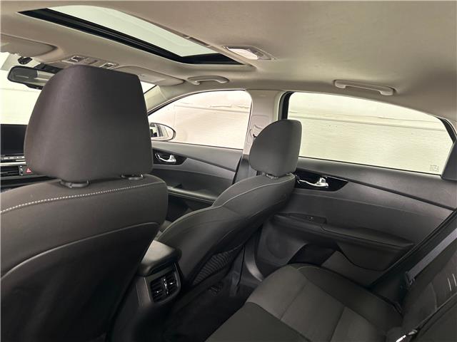 2021 Kia Forte EX Premium (Stk: 43051J) in Belleville - Image 8 of 22