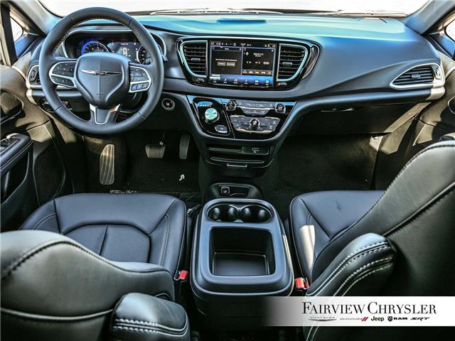 2026 Chrysler Grand Caravan SXT (Stk: TR2536) in Burlington - Image 21 of 33