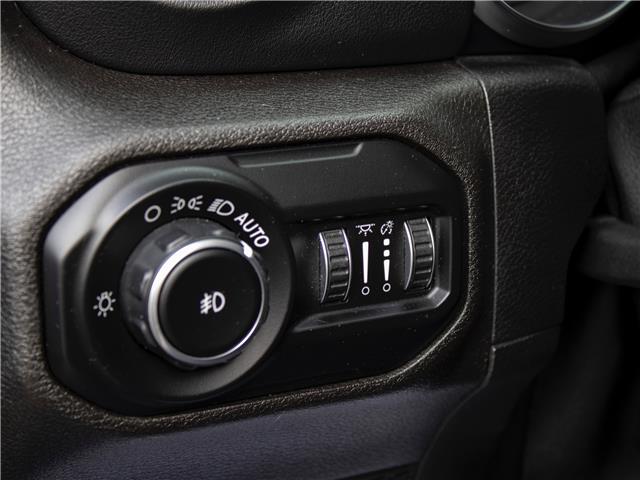 2019 Jeep Wrangler Unlimited Sahara (Stk: TL2956) in Windsor - Image 9 of 28