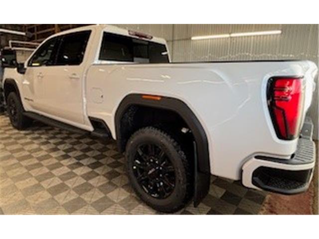 2026 GMC Sierra 2500HD AT4 (Stk: 26153) in Melfort - Image 2 of 12