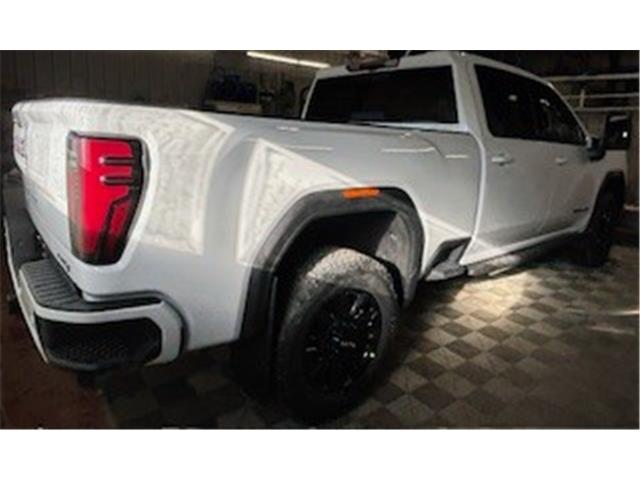 2026 GMC Sierra 2500HD AT4 (Stk: 26153) in Melfort - Image 3 of 12