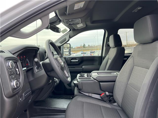 2026 GMC Sierra 2500HD Pro (Stk: TF146130) in Calgary - Image 12 of 21