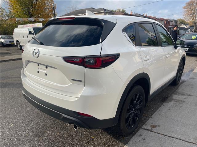 2022 Mazda CX-5 Kuro Edition (Stk: M593804) in Scarborough - Image 5 of 26