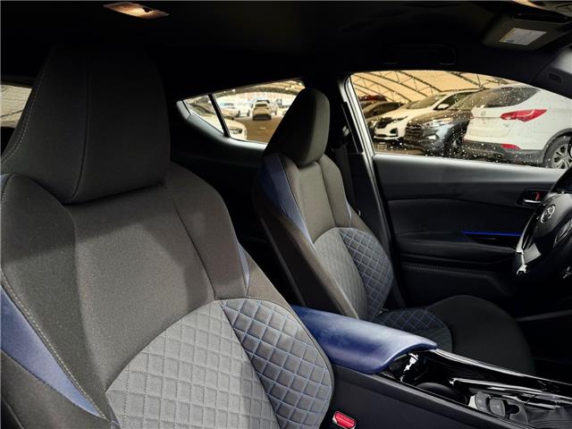 2021 Toyota C-HR LE (Stk: 251378A) in Calgary - Image 18 of 19