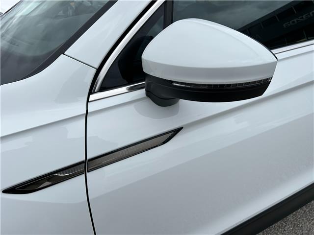 2022 Volkswagen Tiguan Comfortline (Stk: M6000) in Sarnia - Image 10 of 38 2022 Volkswagen Tiguan Comfortline (Stk: M6000) in Sarnia - Image 10 of 38