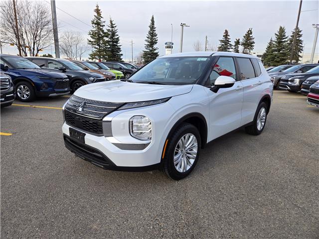 2024 Mitsubishi Outlander ES (Stk: 8903) in Calgary - Image 3 of 24