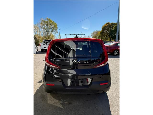 2021 Kia Soul LX in Kingston - Image 4 of 11