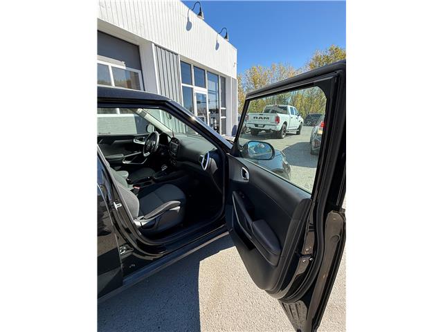 2021 Kia Soul LX in Kingston - Image 6 of 11