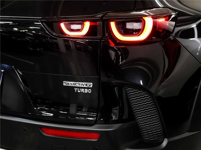 2024 Mazda CX-50 GT w-Turbo Auto AWD >>No accident<< (Stk: P5682) in North York, - Image 10 of 27