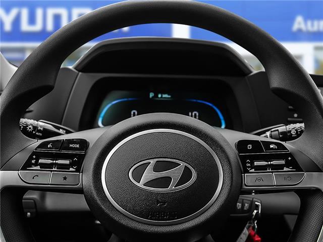 2025 Hyundai Elantra ESSENTIAL (Stk: 261817) in Aurora - Image 13 of 23