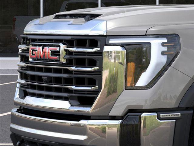 2026 GMC Sierra 3500HD SLE (Stk: 46045) in Fairview - Image 13 of 24