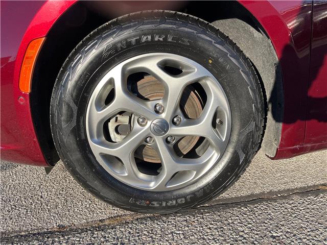 2022 Chrysler Pacifica Limited (Stk: 06227H) in Sarnia - Image 7 of 27