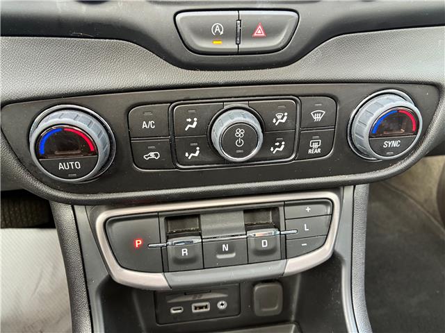 2024 GMC Terrain AT4 (Stk: 145904) in London - Image 10 of 18