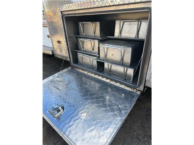 2013 Freightliner  in Thunder Bay - Image 12 of 12