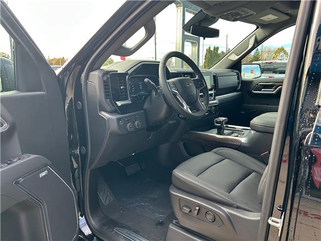 2026 Chevrolet Silverado 1500 LT Trail Boss (Stk: 26-435) in Listowel - Image 4 of 10