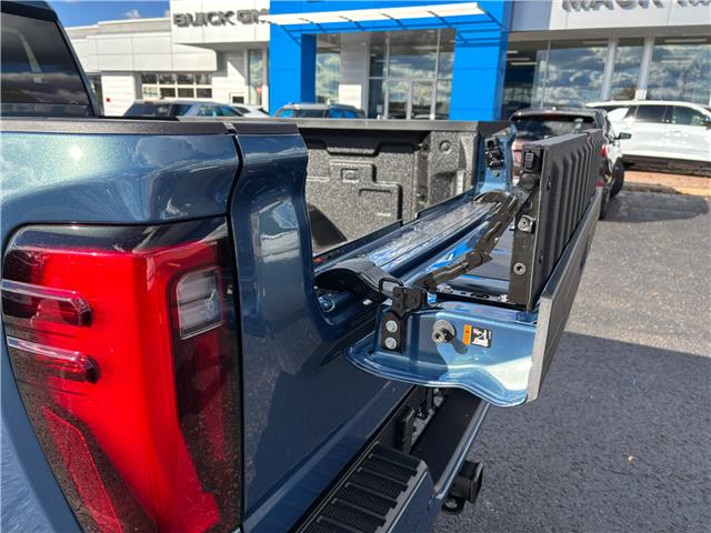 2026 GMC Sierra 2500HD Denali (Stk: 36128) in Renfrew - Image 13 of 44