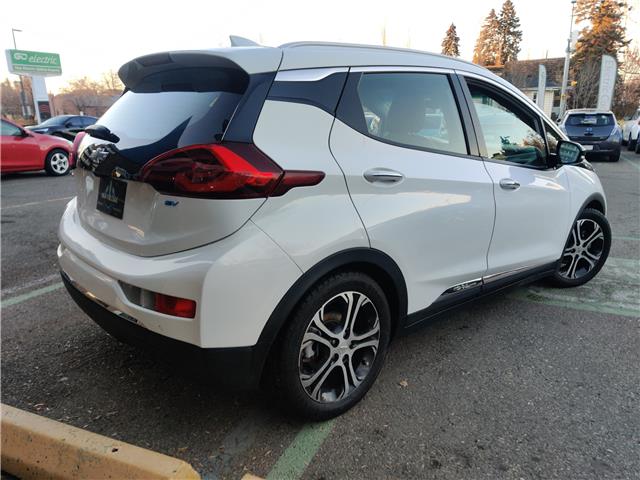 2021 Chevrolet Bolt EV Premier (Stk: R-21CHBWHI1986) in Calgary - Image 5 of 15