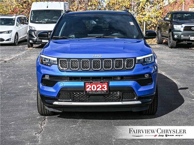 2023 Jeep Compass Limited (Stk: U21398) in Burlington - Image 2 of 33