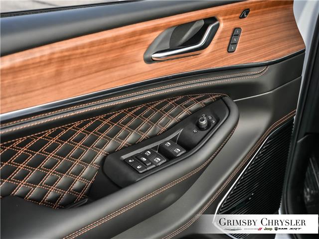 2025 Jeep Grand Cherokee L Summit (Stk: N25200) in Grimsby - Image 17 of 36