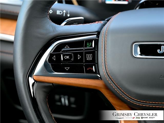 2025 Jeep Grand Cherokee L Summit (Stk: N25200) in Grimsby - Image 24 of 36