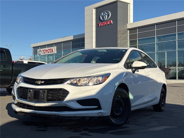 2018 Chevrolet Cruze L Manual (Stk: U537508C) in Cranbrook - Image 1 of 8