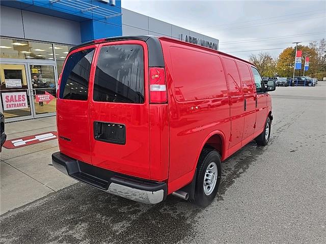 2025 Chevrolet Express 2500 Work Van (Stk: 25-1943) in Listowel - Image 3 of 10