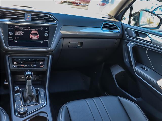 2023 Volkswagen Tiguan Comfortline R-Line Black (Stk: 25490A) in Cobourg - Image 20 of 30