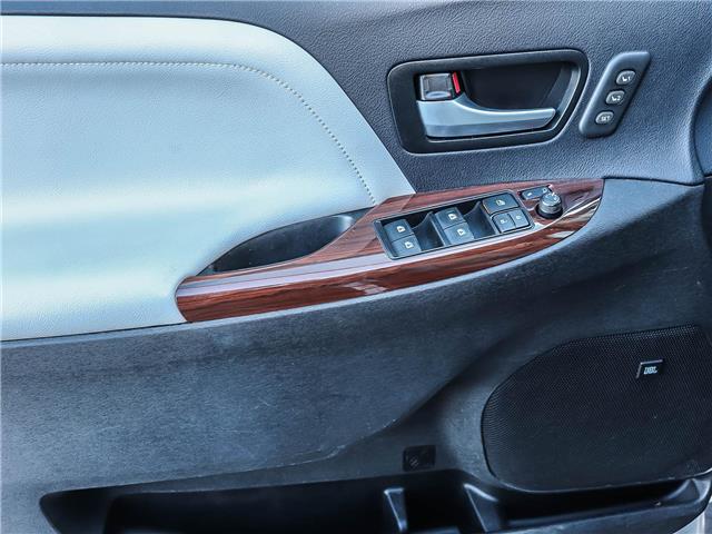 2017 Toyota Sienna  (Stk: HV604A) in Walkerton - Image 8 of 26