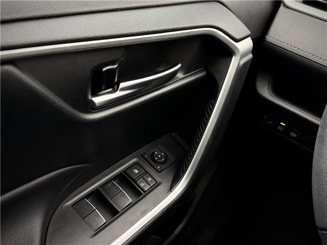 2023 Toyota RAV4 Hybrid XLE (Stk: 260053A) in Calgary - Image 11 of 19