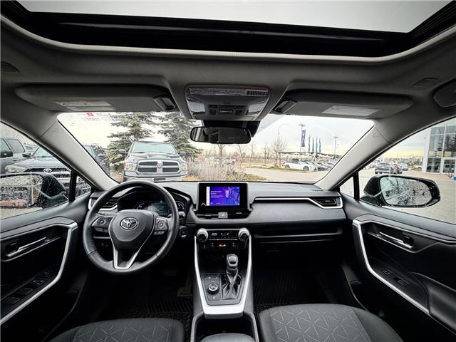 2023 Toyota RAV4 Hybrid XLE (Stk: 260053A) in Calgary - Image 8 of 19