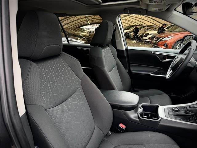 2023 Toyota RAV4 Hybrid XLE (Stk: 260053A) in Calgary - Image 18 of 19