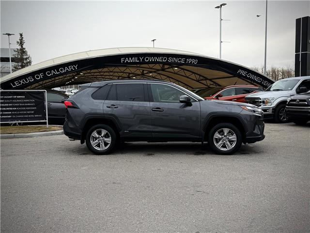 2023 Toyota RAV4 Hybrid XLE (Stk: 260053A) in Calgary - Image 2 of 19