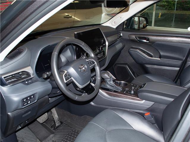2024 Toyota Highlander Limited (Stk: 26286A) in Kingston - Image 10 of 15