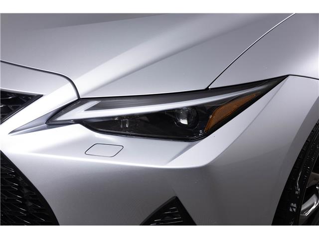 2024 Lexus IS 300 Base (Stk: Z5037) in London - Image 9 of 32
