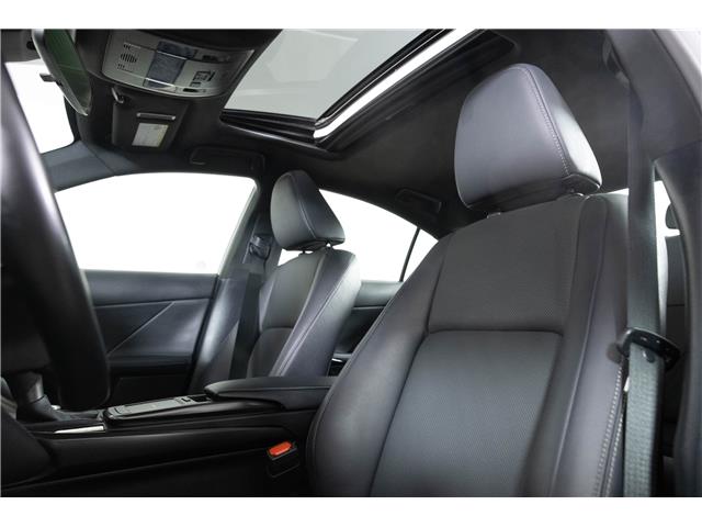 2024 Lexus IS 300 Base (Stk: Z5037) in London - Image 14 of 32