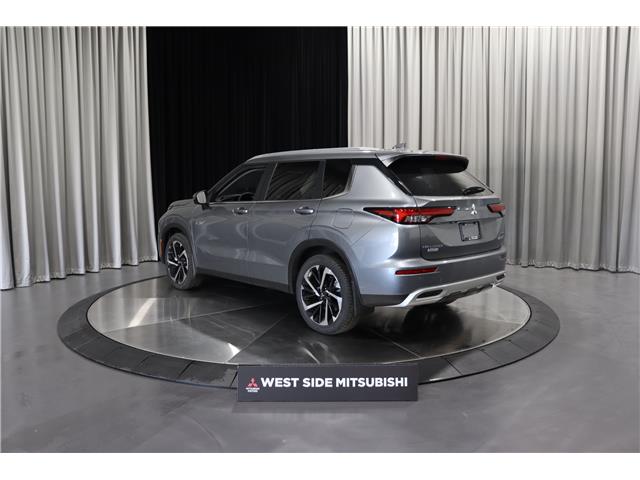 2025 Mitsubishi Outlander PHEV SEL (Stk: P25954) in Edmonton - Image 4 of 27 2025 Mitsubishi Outlander PHEV SEL (Stk: P25954) in Edmonton - Image 4 of 27