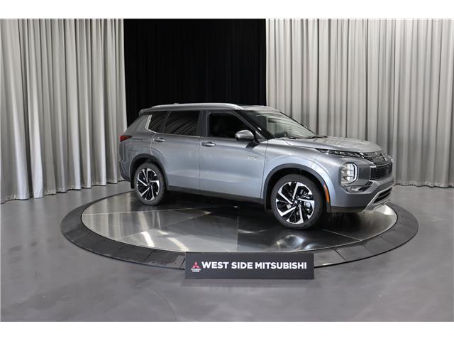 2025 Mitsubishi Outlander PHEV SEL (Stk: P25954) in Edmonton - Image 1 of 27