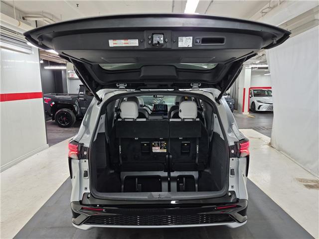 2022 Toyota Sienna XSE 7-Passenger (Stk: 10118802A) in Markham - Image 31 of 36